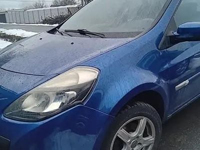 Second-hand Renault Clio II 90 CP (66 kW) 2009 Hatchback