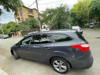 Second-hand Ford Focus 115 CP (84 kW) 2014 Gri Berlinǎ