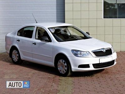 Second-hand Skoda Octavia 80 CP (58 kW) 2010 Alb Berlinǎ