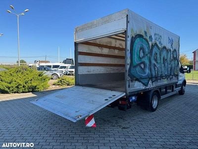 Culoarealb Utilizat 2019 Ford Transit Trend Monovolum | 21.417 EUR (Scump)