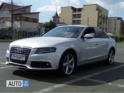 Argintiu Utilizat 2010 Audi A4 Berlinǎ | 10.600 EUR