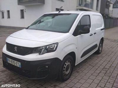 Second-hand Peugeot Partner 131 CP (96 kW) 2020 Culoarealb Monovolum