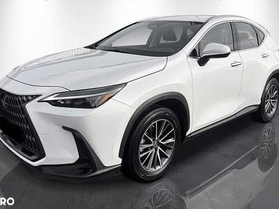 Second-hand Lexus NX350h 244 CP (179 kW) 2023 Culoarealb SUV
