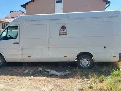 Alb Utilizat 2000 Mercedes 316 Van | 3.850 EUR