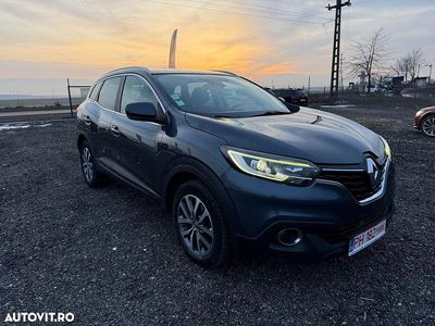 Culoarealbastru Second-hand 2016 Renault Kadjar Business SUV | 9.000 EUR (Preț bun)
