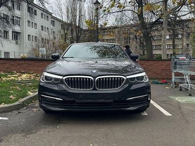 Second-hand BMW 520 Sport Line 190 CP (139 kW) 2019 Culoarenegru Hatchback