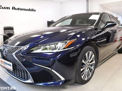 Second-hand Lexus ES300H Executive Line 218 CP (160 kW) 2020 Culoarealbastru Berlinǎ