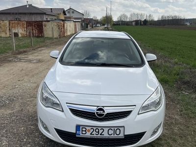 second-hand Opel Astra 1.7 CDTI DPF Edition Sport