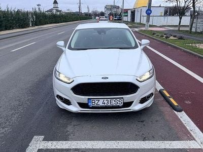 Second-hand Ford Mondeo ST-Line 180 CP (132 kW) 2017 Culoarealb Hatchback