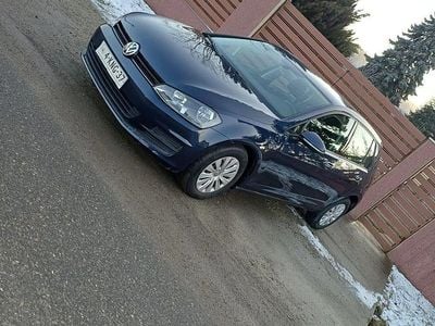 Second-hand VW Golf VII Comfortline 85 CP (62 kW) 2014 Culoaregalbeuriu Berlinǎ
