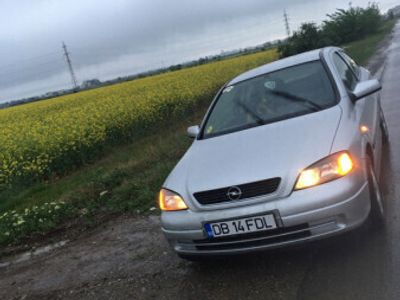second-hand Opel Astra cc 1.6 8 v-schimb