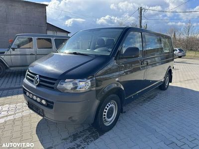 second-hand VW Caravelle 