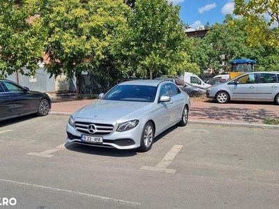 Mercedes E200