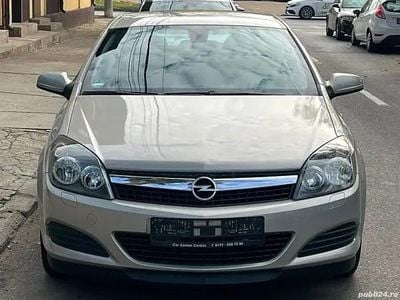 Utilizat 2008 Opel Astra Coupe | 2.200 EUR (Preț OK)