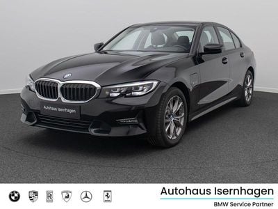 Utilizat 2022 BMW 320 Sport Line | 29.608 EUR (Super Preț)