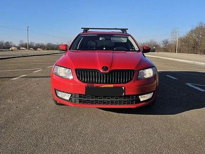 Culoarerosu Utilizat 2015 Skoda Octavia Active Break | 4.999 EUR (Scump)