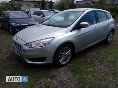 Second-hand Ford Focus 125 CP (91 kW) 2016 Argintiu Hatchback