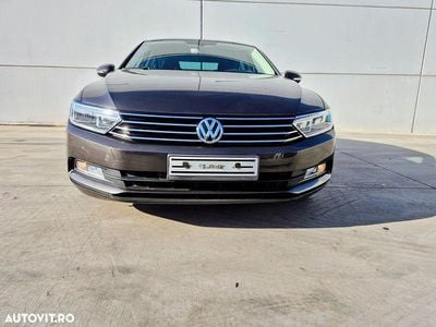 Culoaremaro Second-hand 2018 VW Passat Comfortline Berlinǎ | 13.399 EUR (Preț bun)