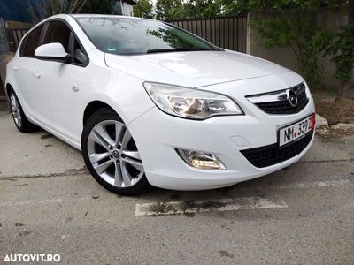 second-hand Opel Astra 1.7 CDTI DPF Edition Sport