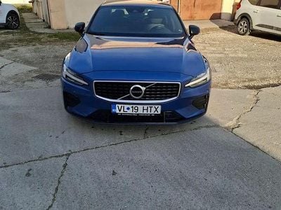 Culoarealbastru Second-hand 2019 Volvo S60 R-Design Berlinǎ | 21.500 EUR (Scump)