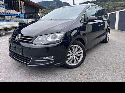 Culoarenegru Utilizat 2012 VW Sharan Style Monovolum | 8.499 EUR (Super Preț)