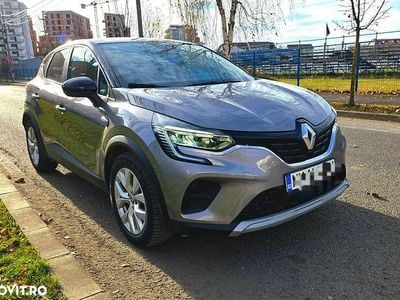 Culoaregri Utilizat 2023 Renault Captur Engineered SUV | 17.390 EUR (Preț bun)
