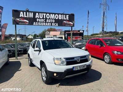 Culoarealb Utilizat 2010 Dacia Duster Lauréate SUV | 5.400 EUR (Scump)
