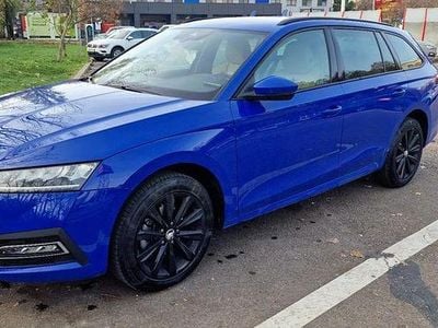 Culoarealbastru Utilizat 2022 Skoda Octavia Style Break | 23.000 EUR