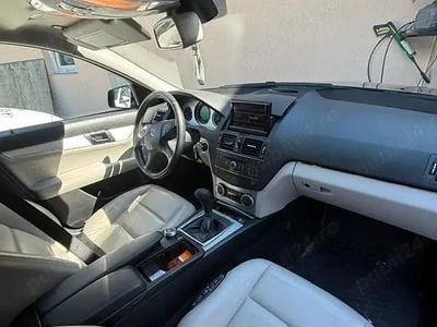 Mercedes C220