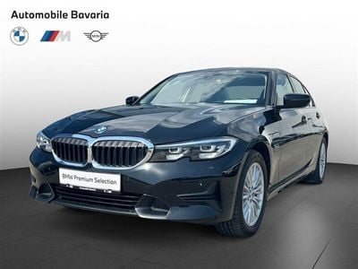 BMW 330e