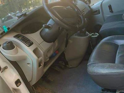 Utilizat 2010 Renault Trafic Monovolum | 4.500 EUR