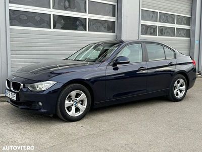 second-hand BMW 320 Seria 3 i Aut. Sport Line