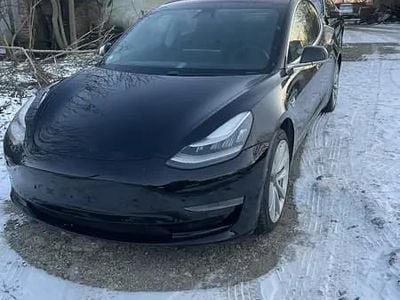 Second-hand Tesla Model 3 330 kW (450 CP) 2019 Berlinǎ