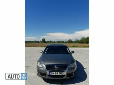 Second-hand VW Passat 140 CP (102 kW) 2007 Gri Berlinǎ