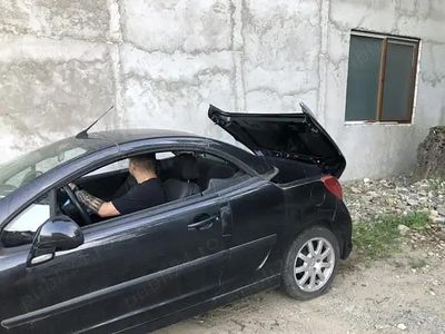 Utilizat 2007 Peugeot 207 CC Cabrio | 1.600 EUR