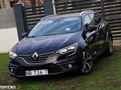 Culoarenegru Utilizat 2017 Renault Mégane GrandTour Bose Edition Break | 9.850 EUR (Puțin scump)