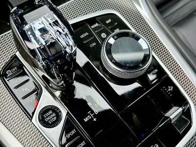 Culoarenegru Utilizat 2020 BMW X6 Comfort Edition SUV | 54.800 EUR (Scump)