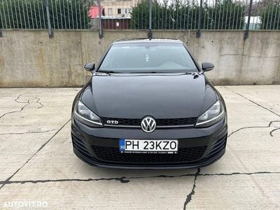 Culoarenegru Utilizat 2015 VW Golf VII GTD Hatchback | 10.499 EUR (Preț OK)