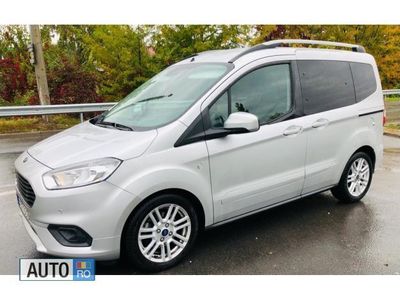 second-hand Ford Tourneo 1.5Tdci Duratoq