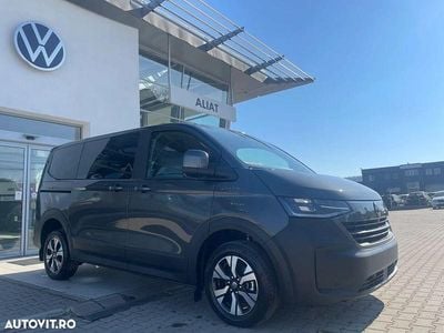 Nouă VW Caravelle 150 CP (110 kW) 2025 Culoaregri Monovolum