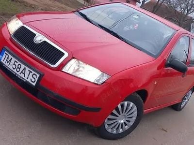 Second-hand Skoda Fabia Classic 60 CP (44 kW) 2002 Rosu Hatchback