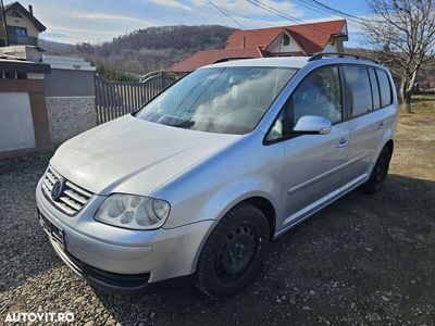 second-hand VW Touran 2.0 TDI Highline