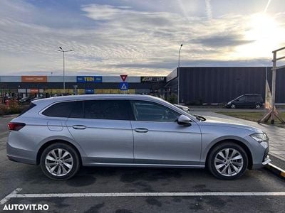 Culoareargint Second-hand 2024 Skoda Superb Selection Break | 35.499 EUR