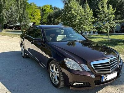 Mercedes E200