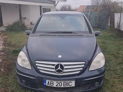 Albastru Utilizat 2006 Mercedes B200 Monovolum | 1.200 EUR (Super Preț)