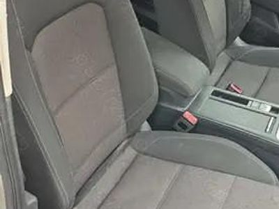 Gri Utilizat 2015 VW Passat Break | 8.800 EUR (Super Preț)