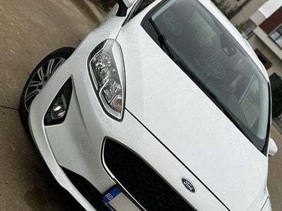 Culoarealb Utilizat 2018 Ford Fiesta Active | 7.200 EUR (Puțin scump)