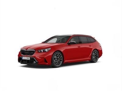 Vopsea individual Second-hand 2025 BMW M5 Comfort Edition Break | 118.556 EUR