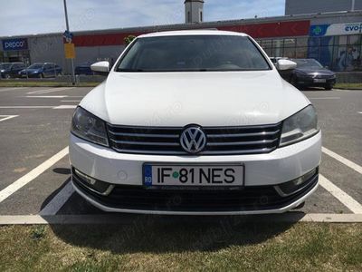 Second-hand VW Passat 140 CP (102 kW) 2014 Alb Berlinǎ