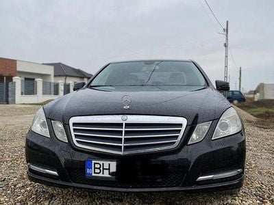 Mercedes E200